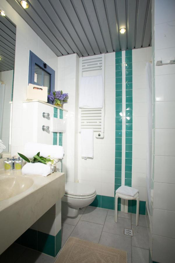 Residenza Dei Cavalleggeri San Vincenzo Ngoại thất bức ảnh