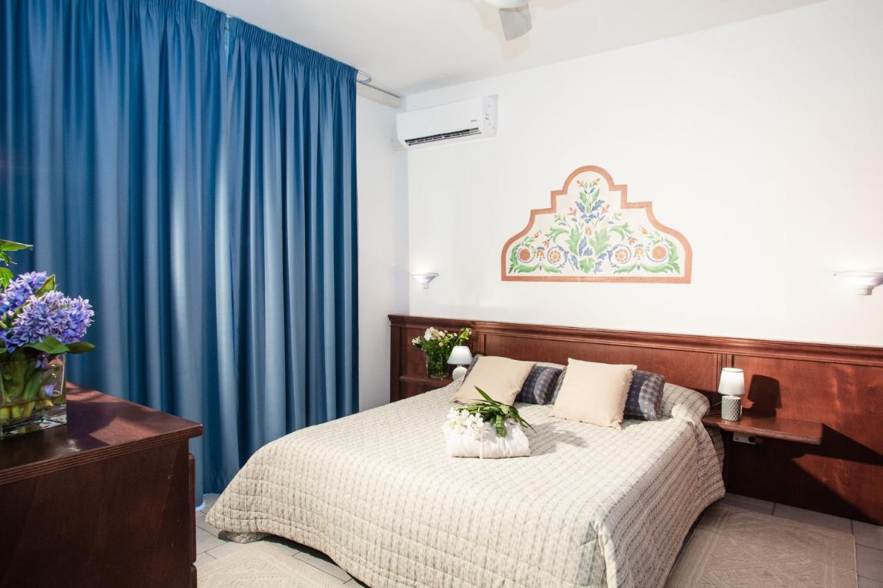 Residenza Dei Cavalleggeri San Vincenzo Ngoại thất bức ảnh