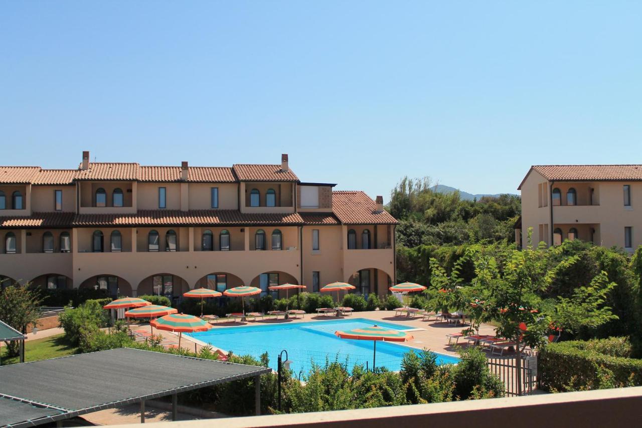 Residenza Dei Cavalleggeri San Vincenzo Ngoại thất bức ảnh